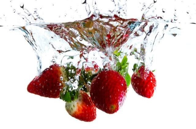 Ai toate motivele sa o faci! De ce trebuie sa mananci capsuni in fiecare zi