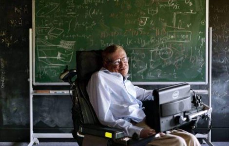 Hawking: As alege sinuciderea asistata daca as deveni o povara