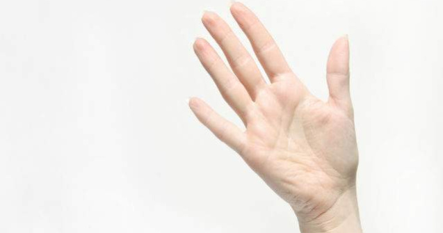  Top  Ce spune linia inimii a mainii drepte despre personalitatea ta