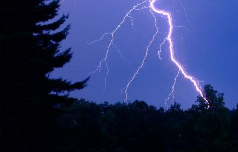 Festivalul Rock Am Ring: Peste 30 de persoane, lovite de fulger