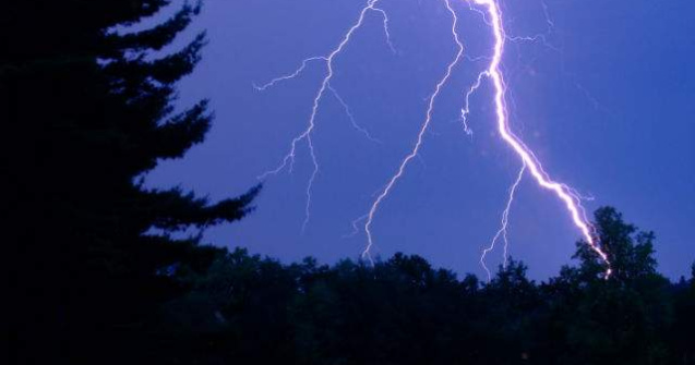 Festivalul Rock Am Ring: Peste 30 de persoane, lovite de fulger