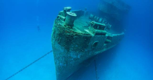  Top  TOP 5 + 1 cele mai frumoase epave: Povestile navelor inghitite de ape