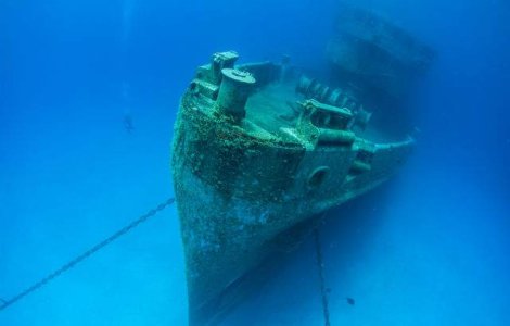  Top  TOP 5 + 1 cele mai frumoase epave: Povestile navelor inghitite de ape