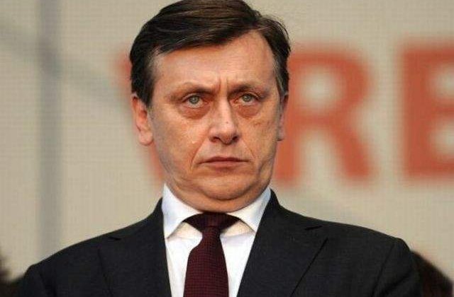 Antonescu: Neorganizarea alegerilor partiale, un motiv suficient pentru a cadea Guvernul