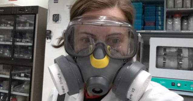 Femeile din stiinta pozeaza "sexy" pentru a lupta impotriva sexismului