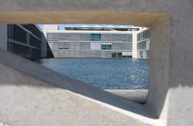 Tudose: Proiectul legii turismului prevede sanctiuni pentru proprietarii de hoteluri in paragina