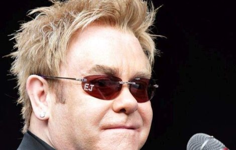Casa in care s-a nascut si a copilarit Elton John, scoasa la vanzare