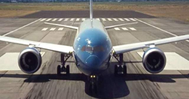 Trebuie sa vezi cum decoleaza acest avion. Iti taie respiratia