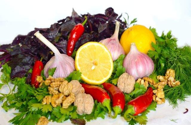 TRUCURILE bucatarilor! Cum transformi banalele legume in ceva SAVUROS