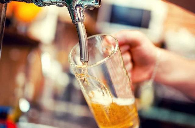 Un barbat de 110 ani dezvaluie secretul unei vieti lungi: o bere pe zi
