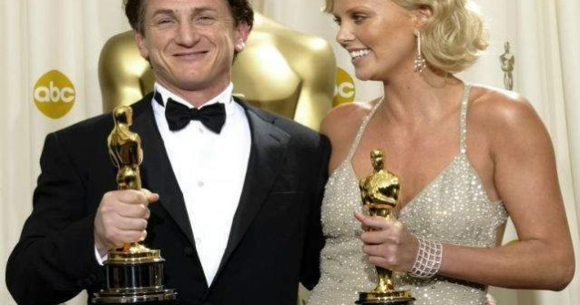 Charlize Theron si Sean Penn s-au DESPARTIT