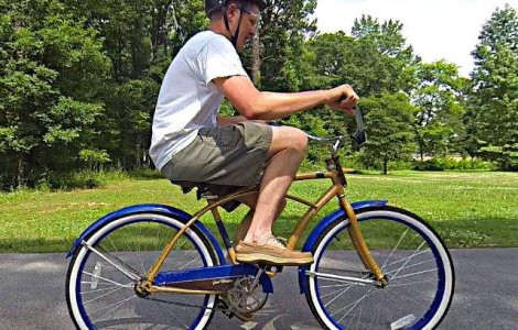Nimeni nu poate sa mearga pe aceasta bicicleta. Motivul? Uluitor