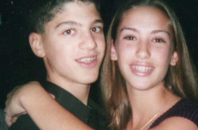 [VIDEO] S-a indragostit de ea in clasa a 5-a. Uite cum a cerut-o de nevasta