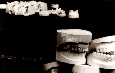 Dovada incrucisarilor dintre omul modern si neanderthalieni, descoperita in Romania