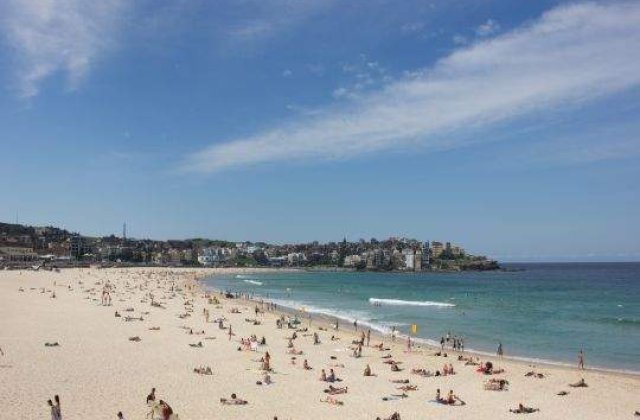 Iti place sa stai la soare? Ce TREBUIE sa mananci inainte sa mergi la plaja