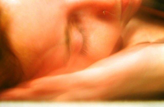 Tu cum stai in timpul somnului? Ce dezvaluie POZITIA in care dormi despre tine