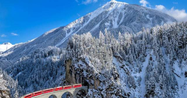  Top  Poftiti in vagoane! TOP 8 cele mai spectaculoase cai ferate din lume