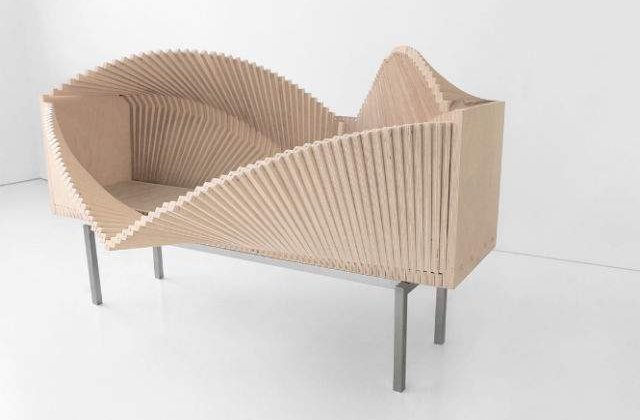 [VIDEO] Arata ca un bufet normal. Ce se intampla cand il deschizi