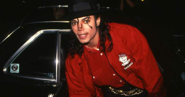  Video  Evolutia muzicii lui Michael Jackson in 6 minute de acapella