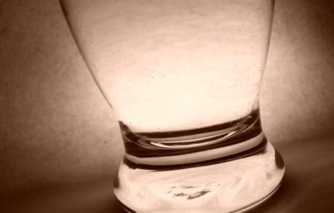 Limite specifice pentru substantele radioactive din apa potabila, introduse de Guvern