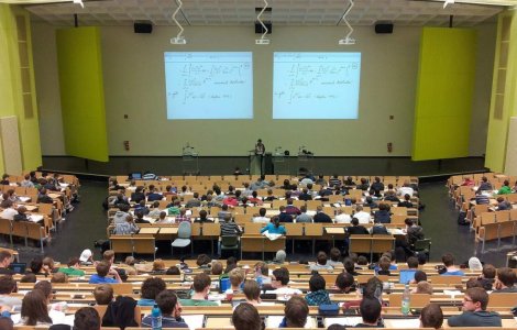 Studiu: Universitatea, aleasa in functie de sansele de angajare