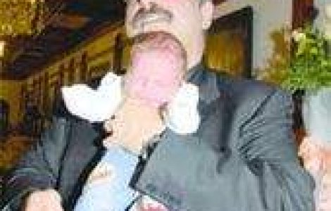 Prigoana l-a scos pe Maximus la o bauta