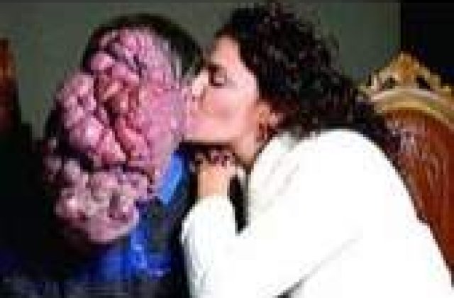 El este omul fara fata!