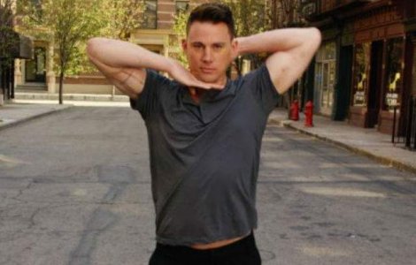 Trebuie sa il vezi pe Channing Tatum dansand vogue. Ii iese perfect!
