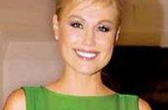 Cristina Rus ii controleaza telefoanele lui Iulian Moga