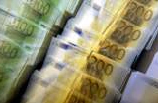 Urcus in dinti de ferastrau