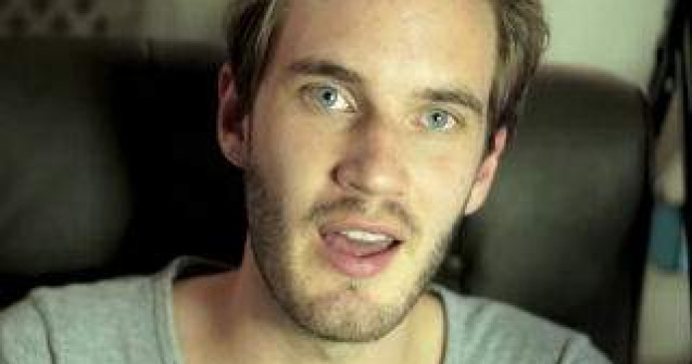  Video  Acest tanar face 7 milioane dolari pe an jucand jocuri video