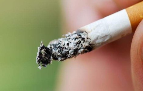 Studiu: Fumatul poate provoca aparitia schizofreniei