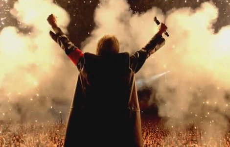  Video  Documentarul "Roger Waters The Wall", lansat in cinematografe