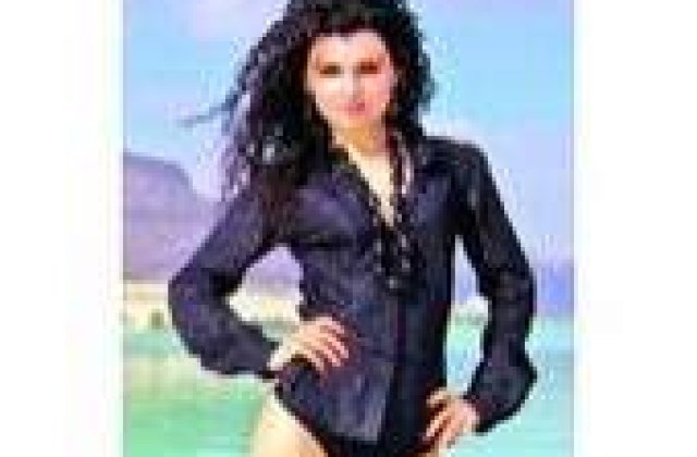 Elena de la Etnic, salvata de la inec de seful ei