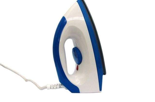 Simplu si eficient! Cum poti netezi hainele FARA un fier de calcat