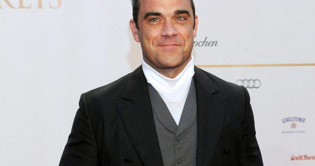 Romania: Robbie Williams va veni in aceasta seara, cu un avion privat
