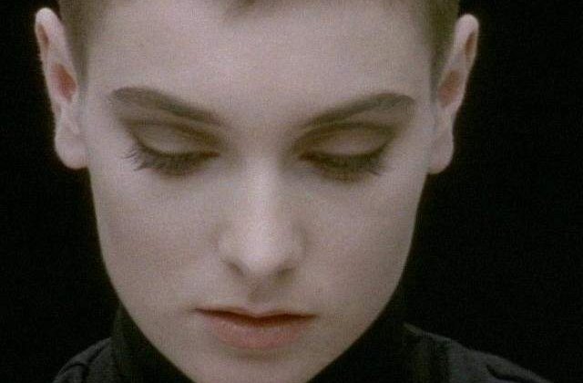 Sinead O&#39;Connor, bunica la 48 de ani