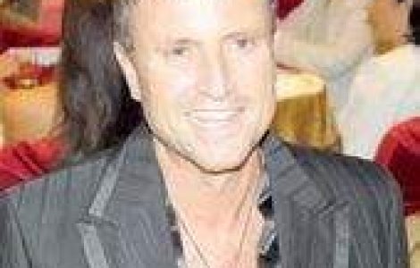 Va avea papusa cu chipul lui