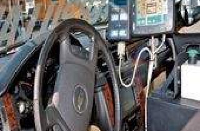 Electronicele inca au nevoie de oameni