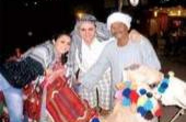 Andra si Maruta au dormit cu beduinii