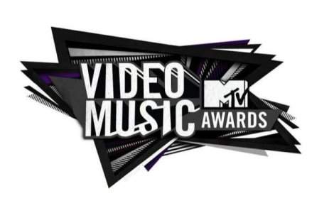 A fost ales prezentatorul galei MTV Video Music Awards 2015