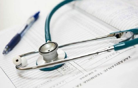 Tanara din Vaslui violata, consiliata psihologic de specialisti de la Institutul de Psihiatrie Iasi