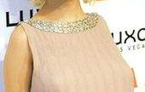 Atacul mamicilor sexy