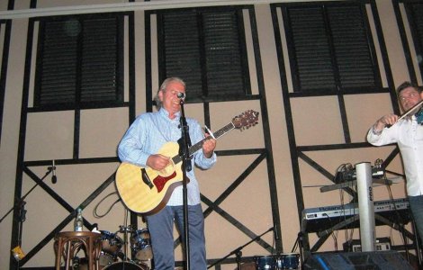 Ducu Bertzi, suspectat de abuz in serviciu