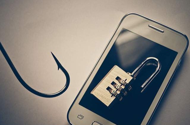 Securizeaza-ti datele! Cum poti preveni hack-uirea telefonului mobil