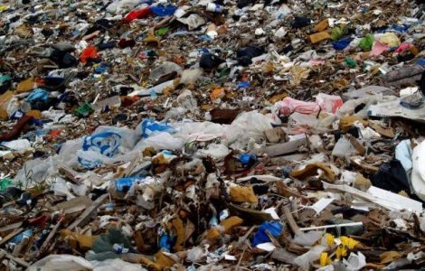 Italia ar putea transfera deseuri menajere in gropi de gunoi din Romania
