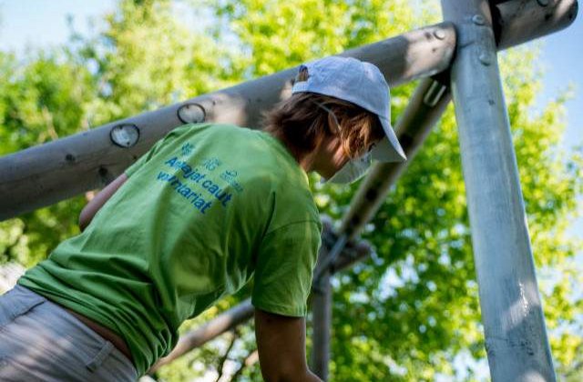 Voluntariatul corporatist, un mod de implicare in comunitate