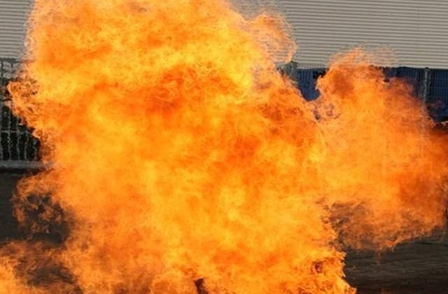 Egipt: Cel putin 25 de morti si alti 20 de raniti intr-o explozie izbucnita la o fabrica de mobila