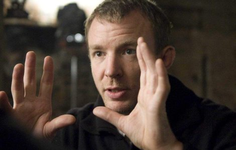 Regizorul Guy Ritchie s-a casatorit