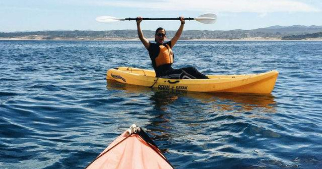 Si-a recuperat telefonul la doua luni dupa ce l-a scapat in ocean